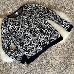Croft &Barrow Black & White Print  Long Sleeve  Crew Cropped Knit  Size Large